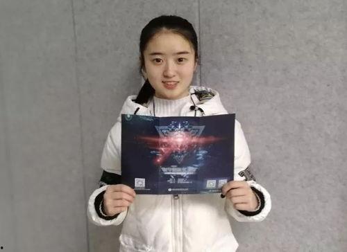 吴胜明吃瓜,瓜田里的“吃瓜群众”