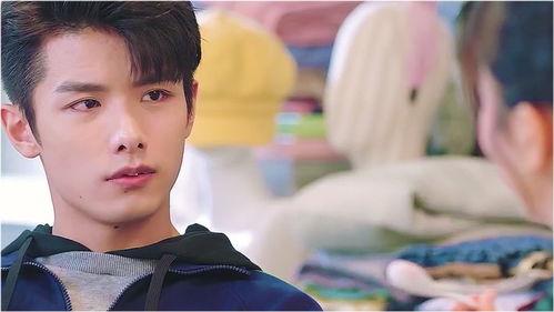 小娇妻露脸吃瓜,吃瓜群众热议不断！